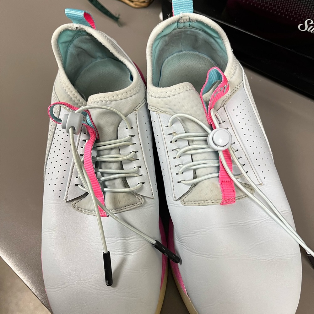 CLOVE Limited Edition Electron Rose Classic Healthcare Shoes FLUID RESISTANT
